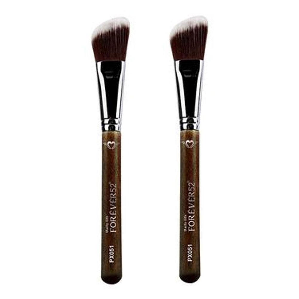 ANGLED FOUNDATION BRUSH (PX051)