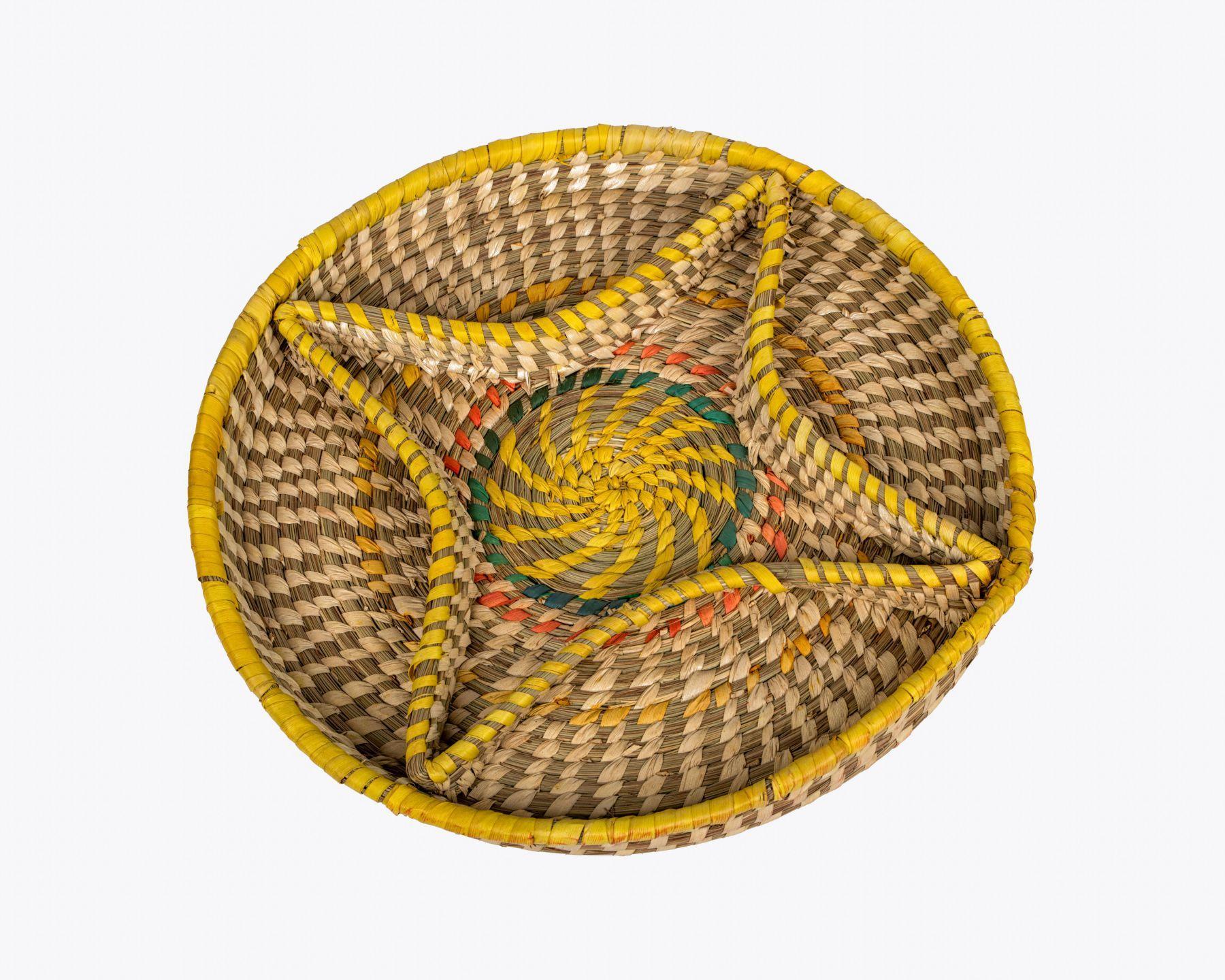 Handmade Braided Sabaii Grass Sweet / Dry Fruit Tray In Multiple Colours