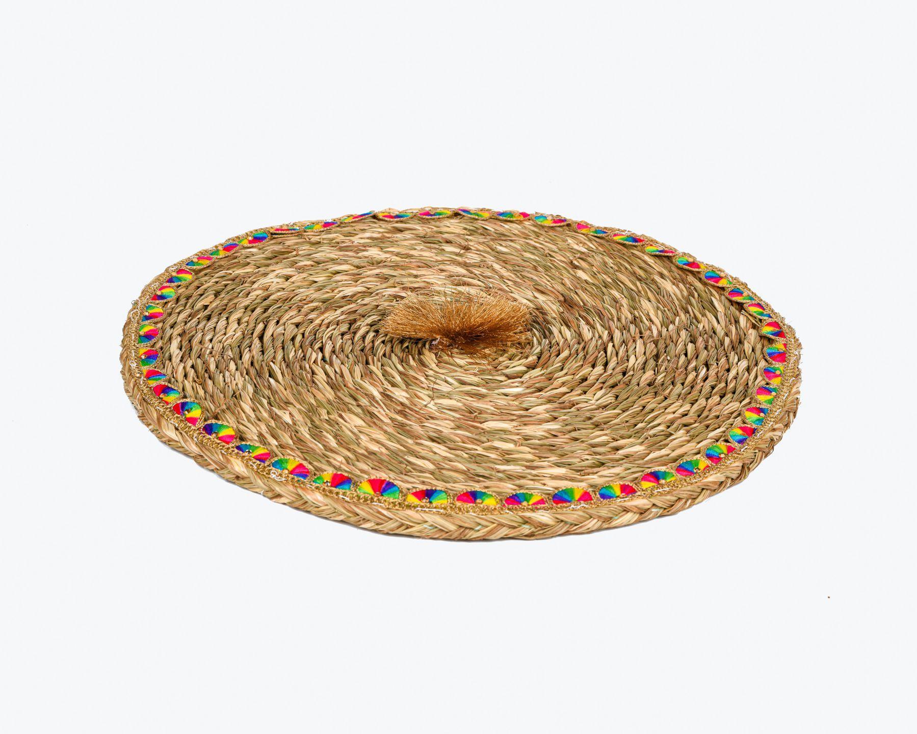 Handmade Braided SABAII GRASS PLATE MATS