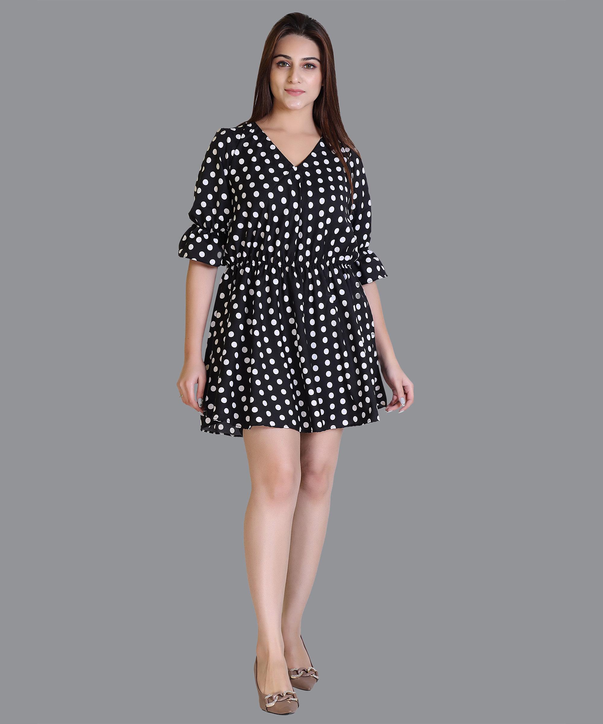 Women Western Dress Print Top – Black Polka