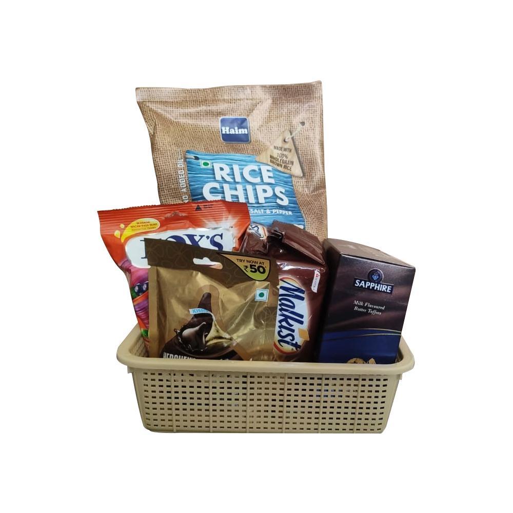 Gift Hamper - Sapphire Butter Toffee Milk 150g|Fox's Crystal Clear Fruits Lemon, Strawberry, Blackcurrant & Orange 90gm|Hershey's Kisses Milk Chocolate, 36g| Malkist Cappuccino Flavoured Crunchy Layered Crackers - Cappuccino Coated Biscuit 138gm| 