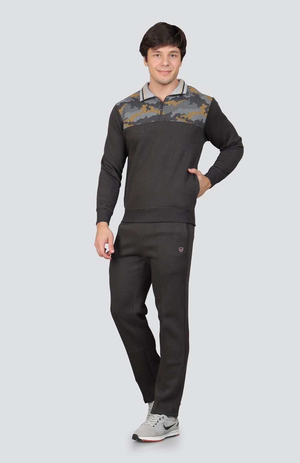 TRACK SUIT