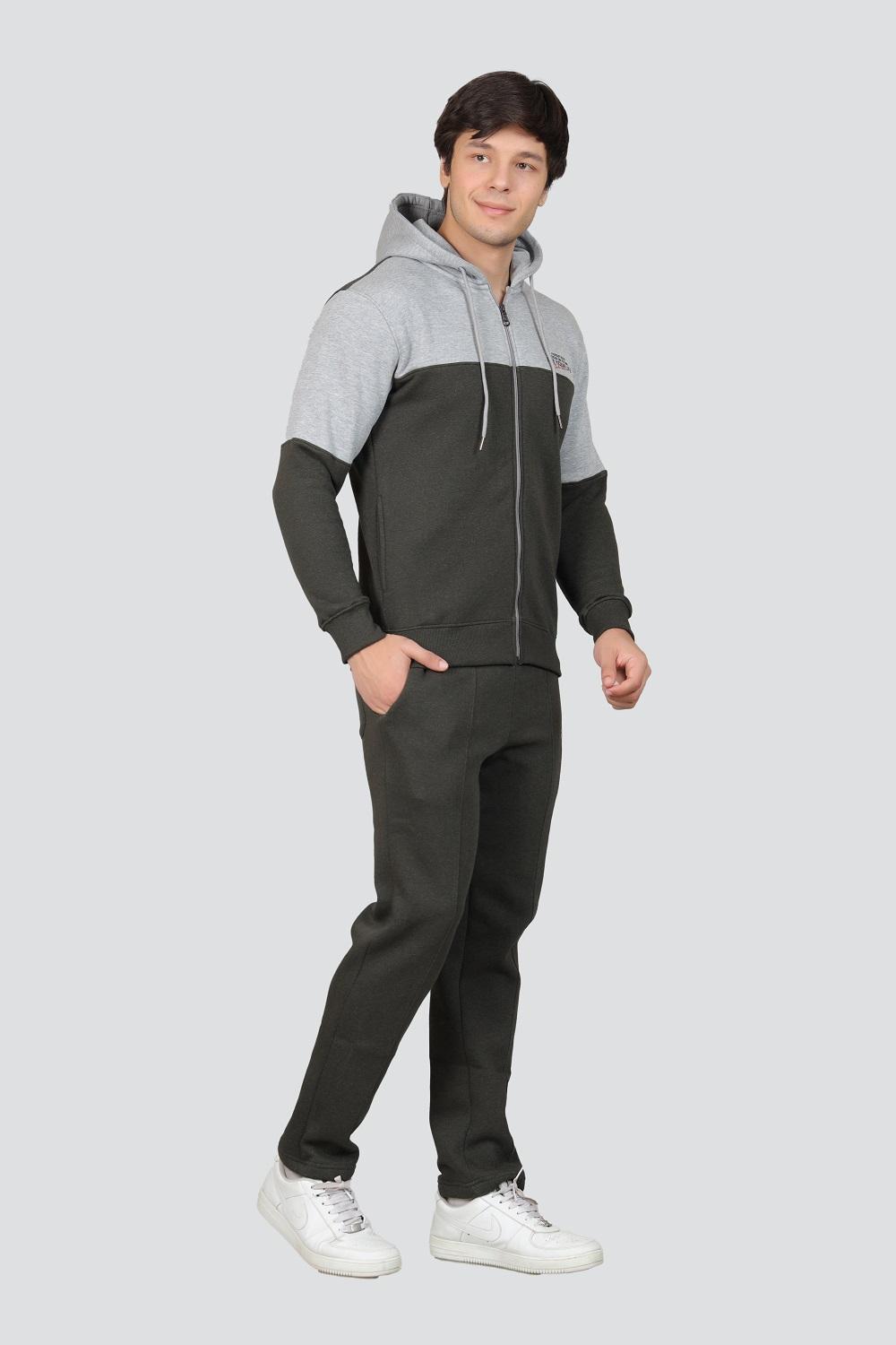 TRACK SUIT
