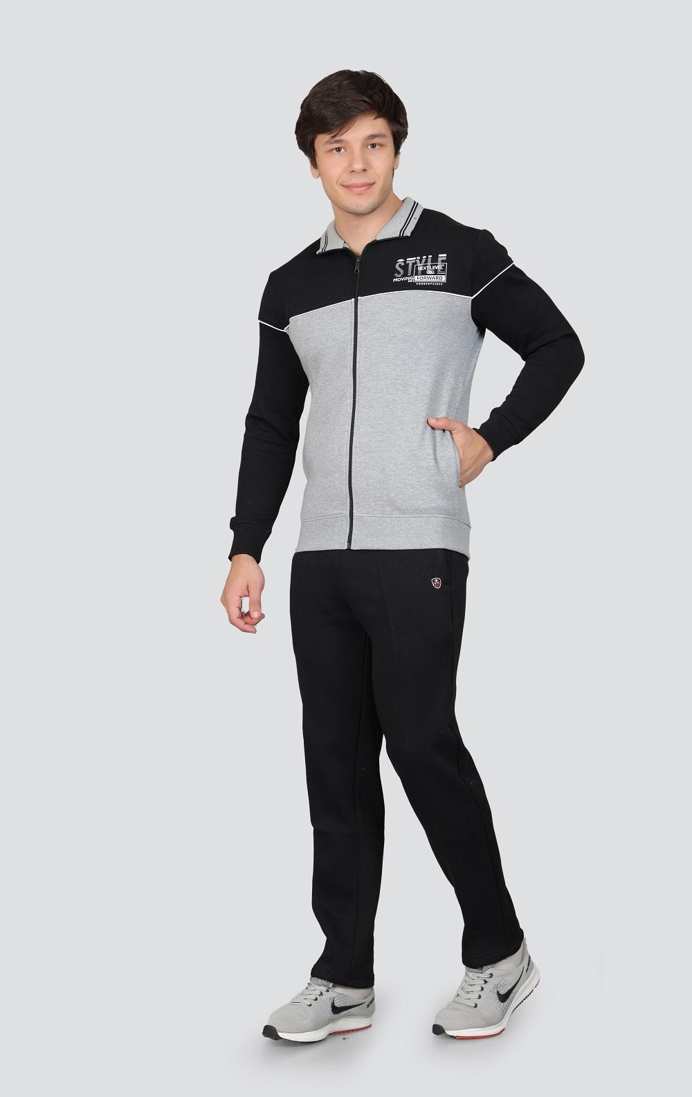 TRACK SUIT
