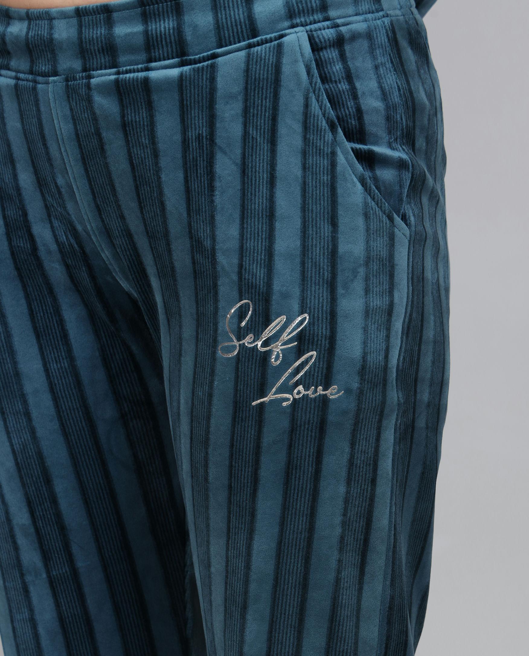 zoom clothing
