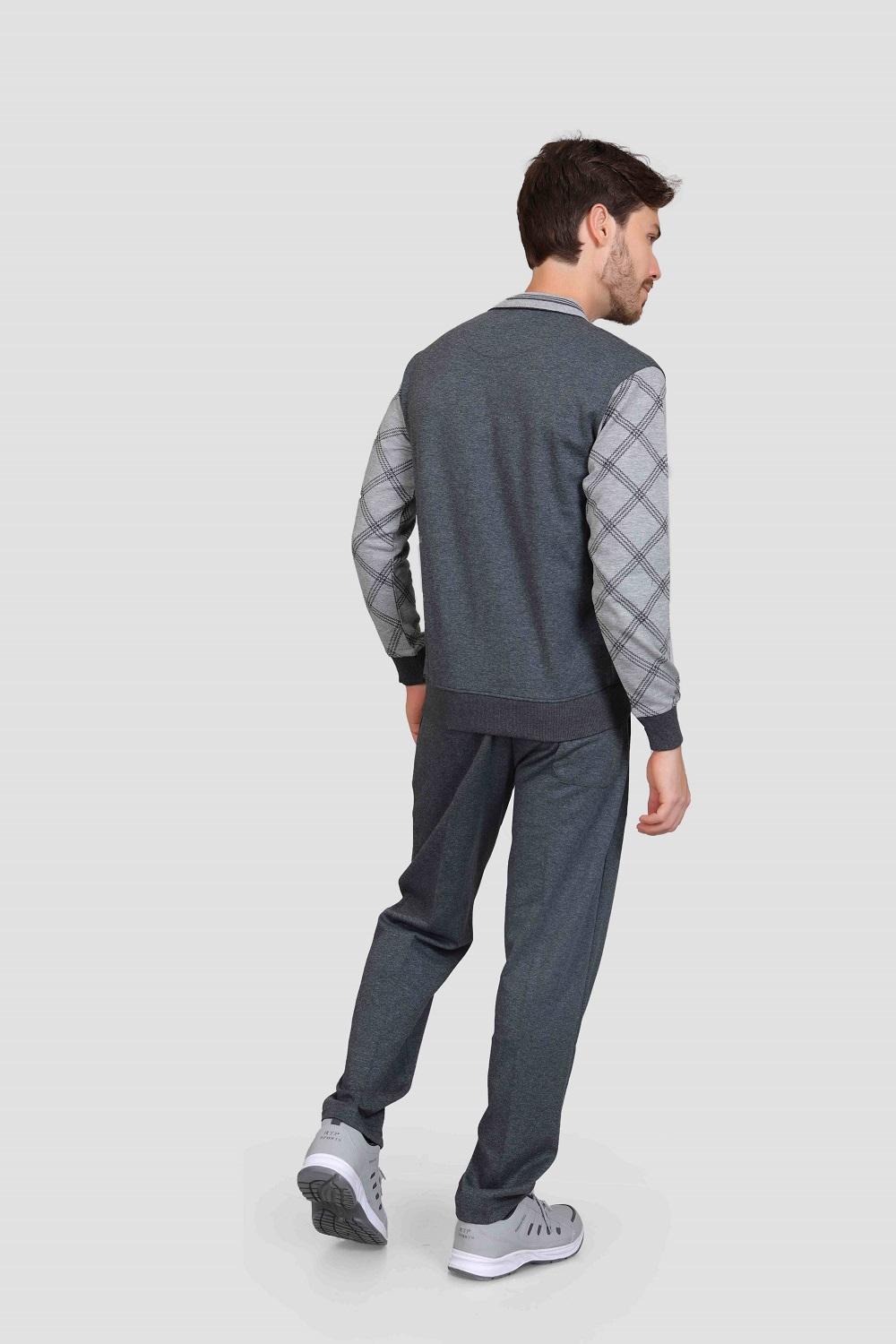 TRACK SUIT