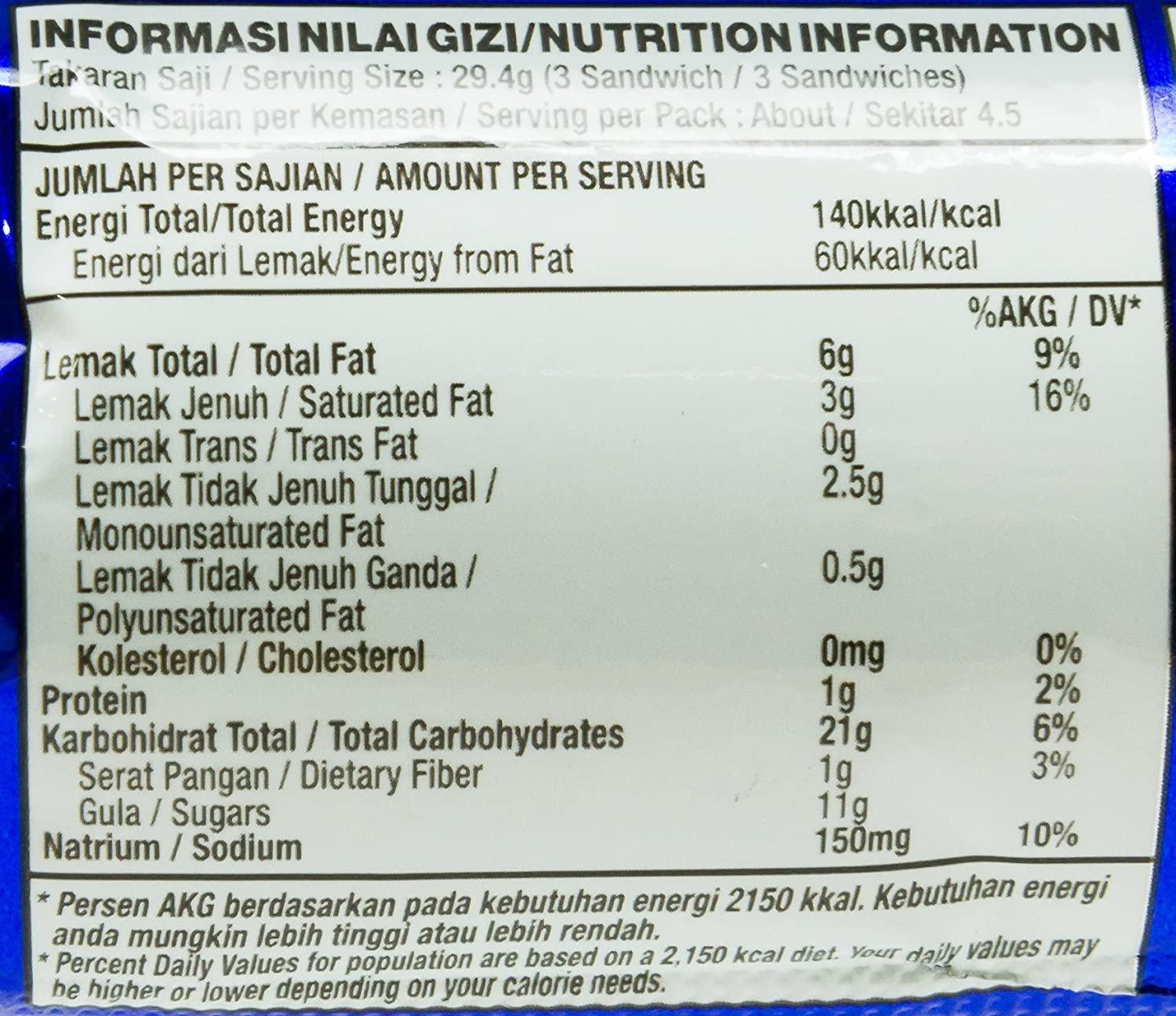 Oreo Dark & White Chocolate Flavoured Sandwich Cookies, 137g