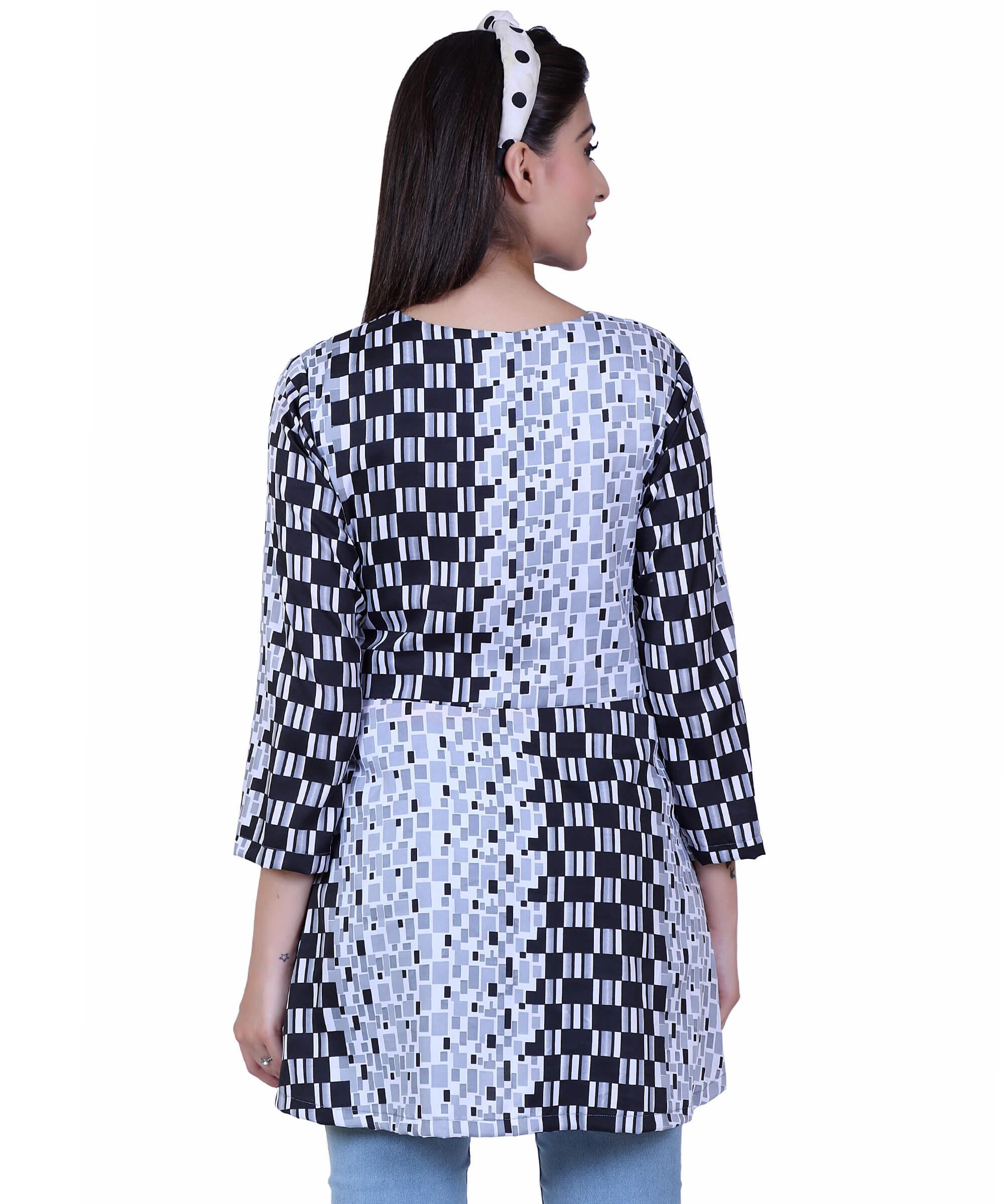 SECT-WT WOMEN TOP PRINT- BLACK GREY CHECKS