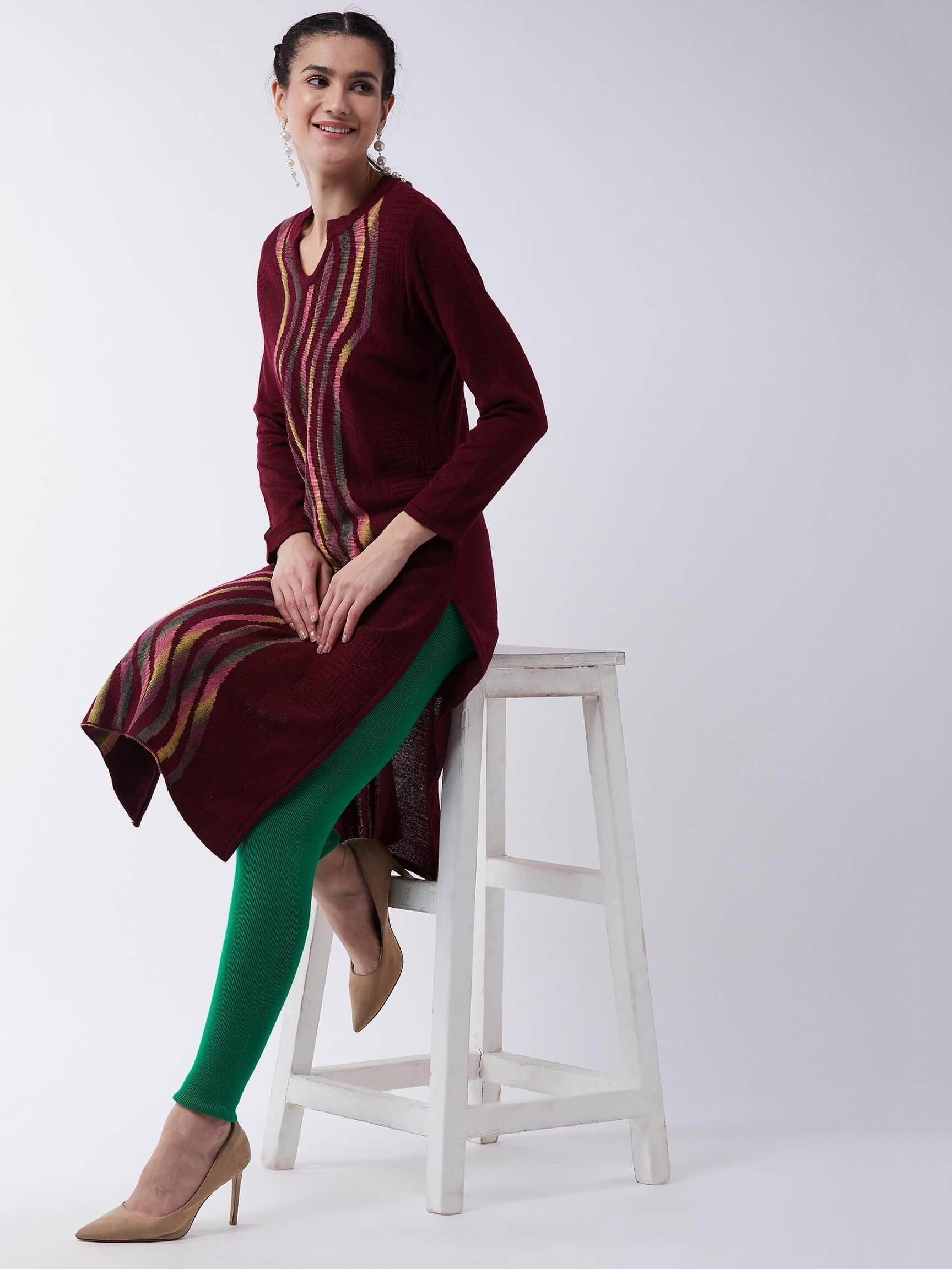Women Parrot green solid slim fit woolen leggings