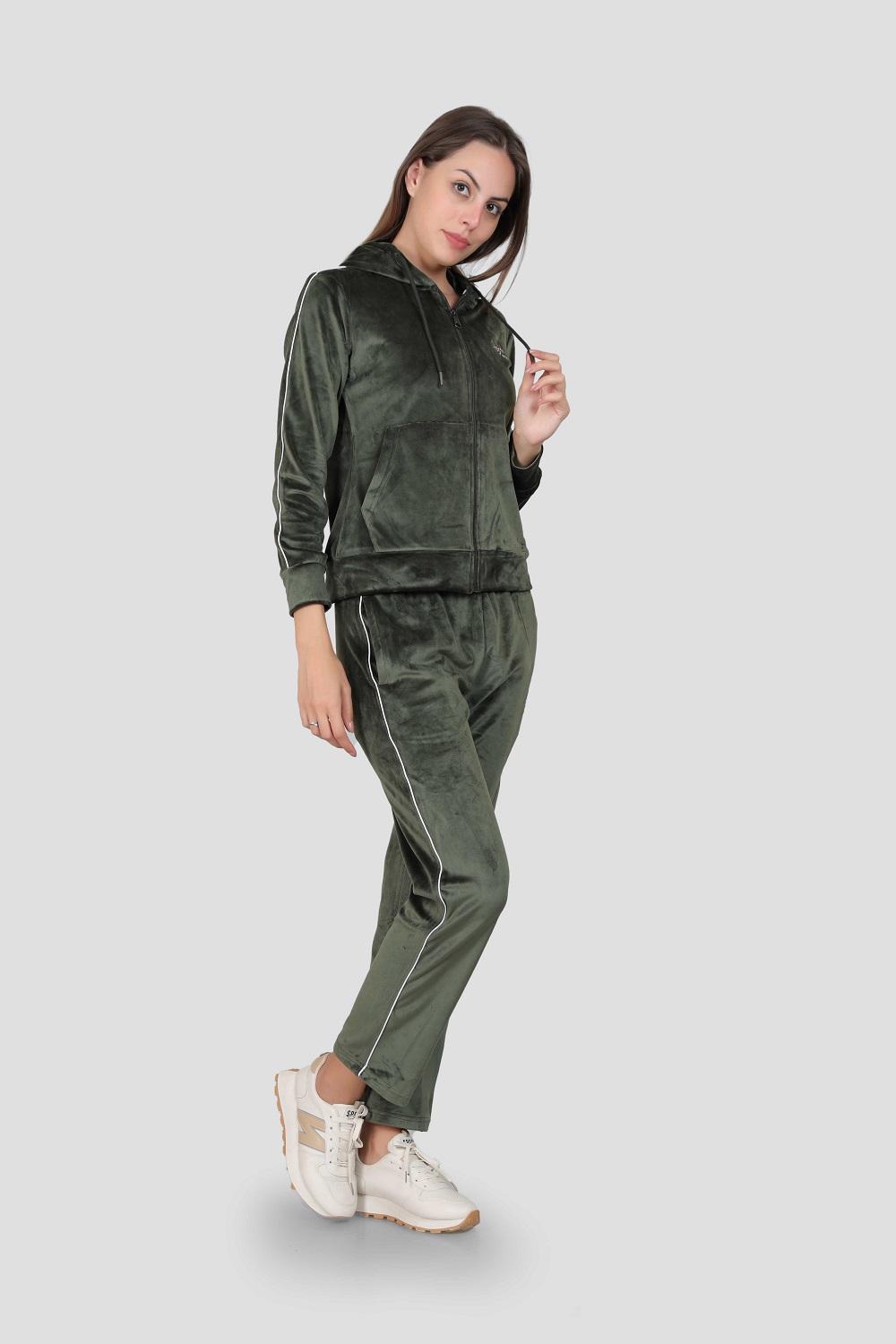 TRACK SUIT