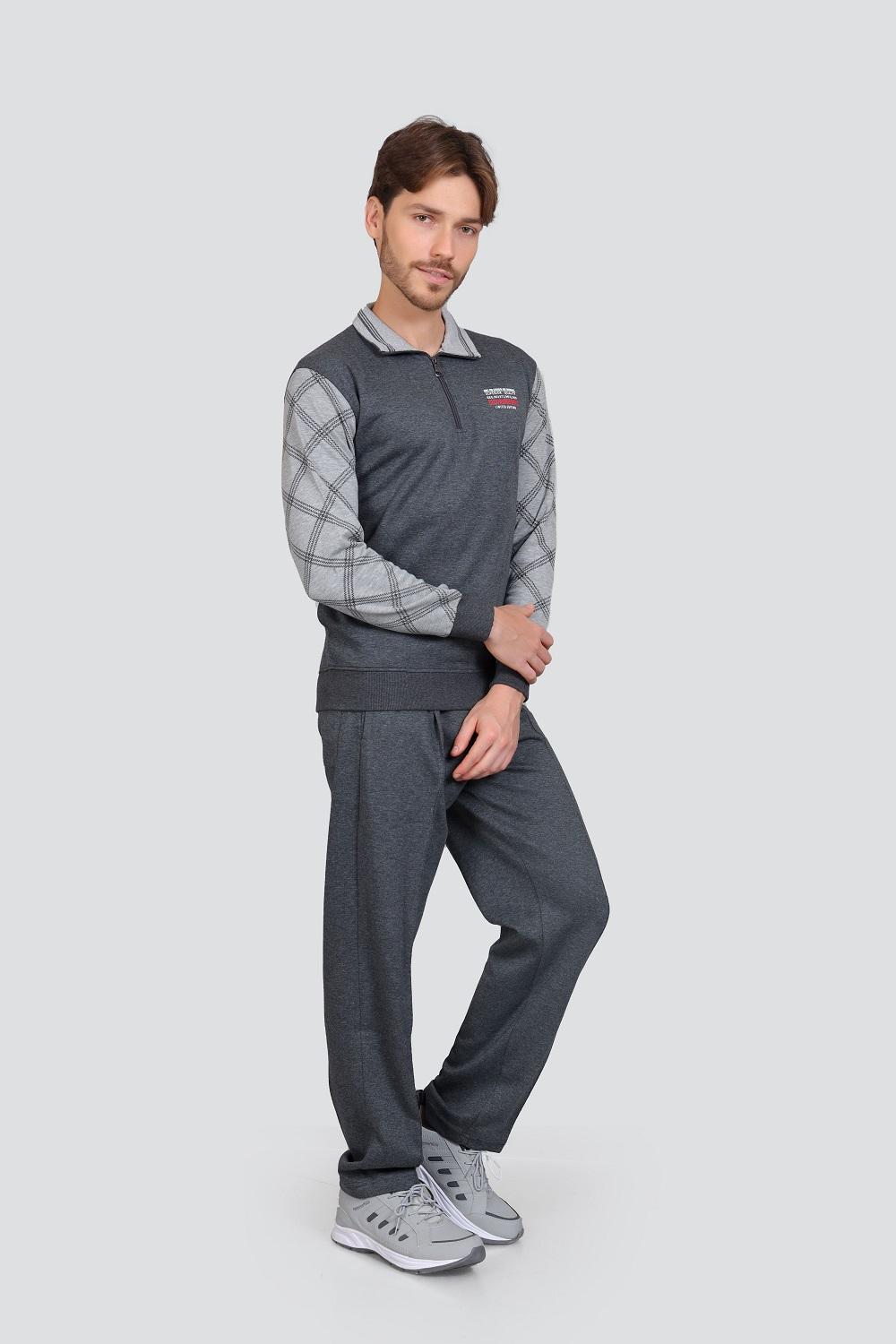 TRACK SUIT