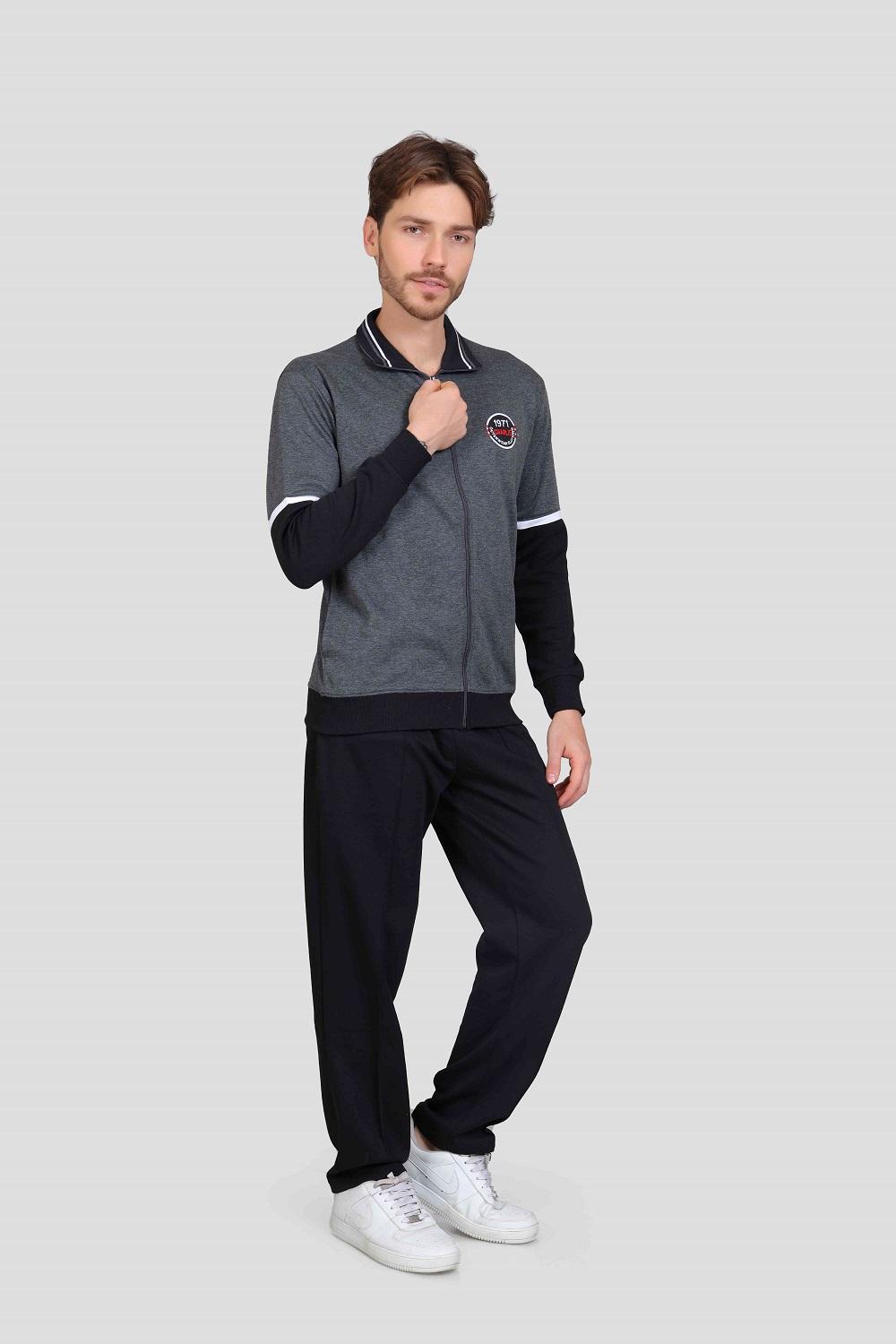 TRACK SUIT