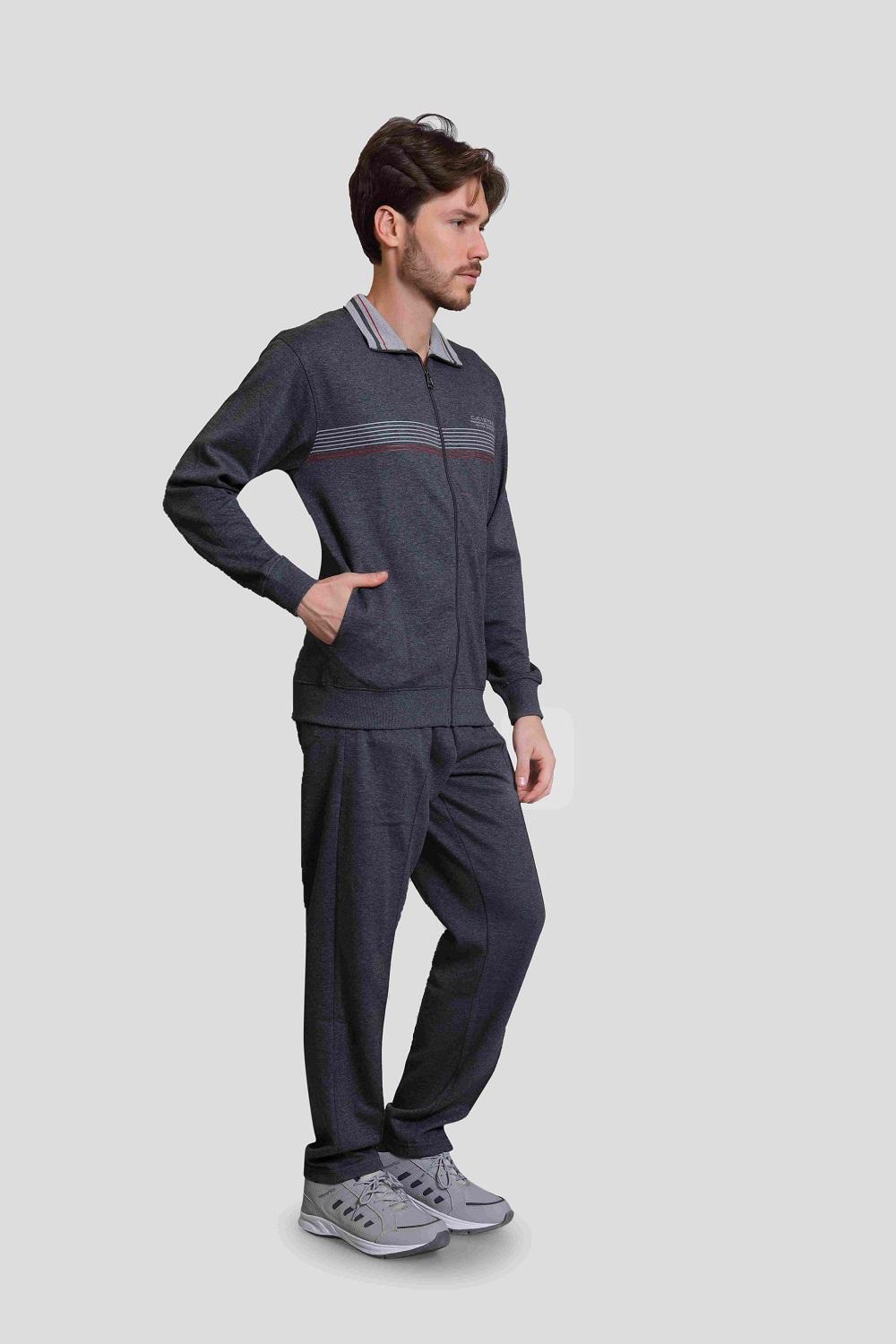 TRACK SUIT