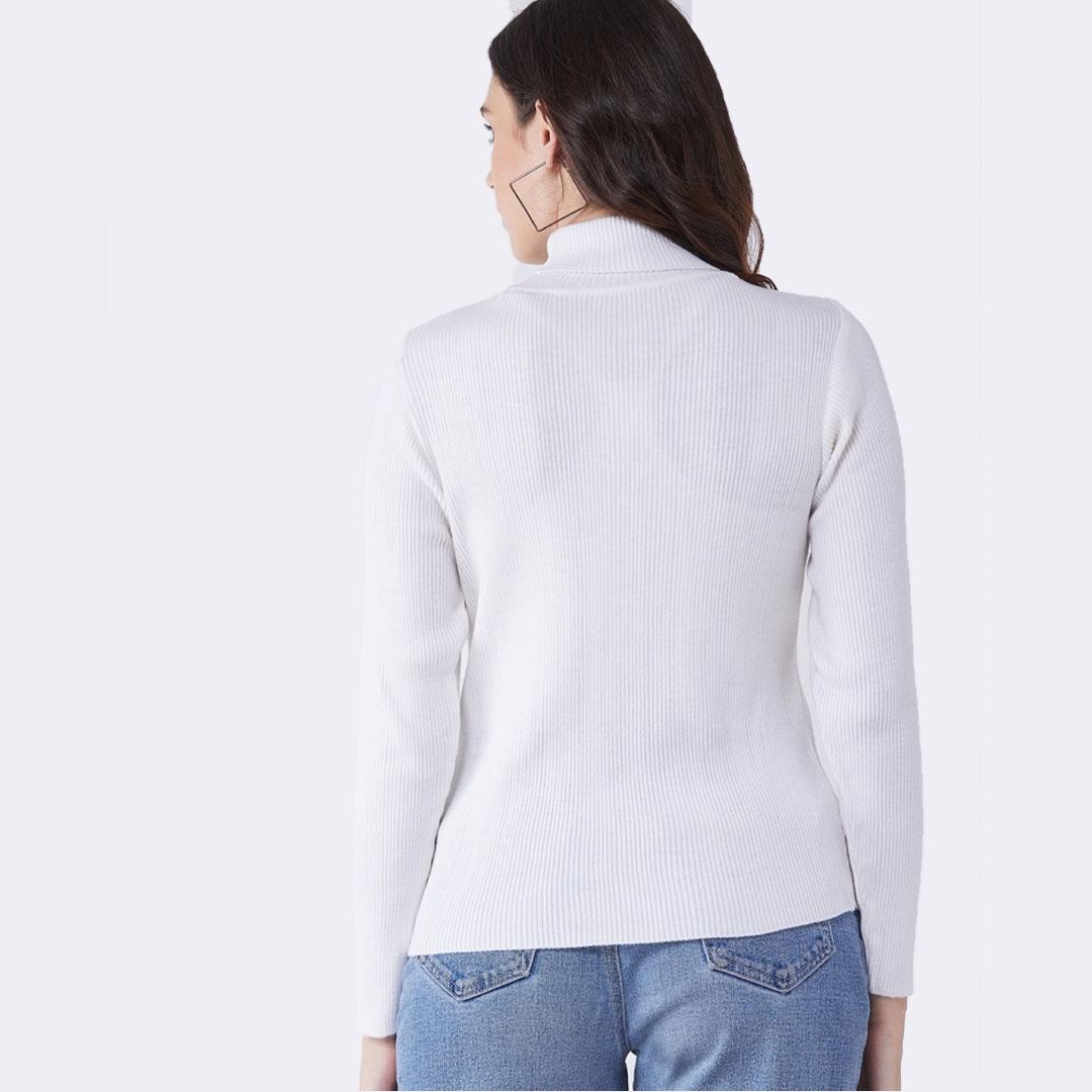 White High Neck Pullover