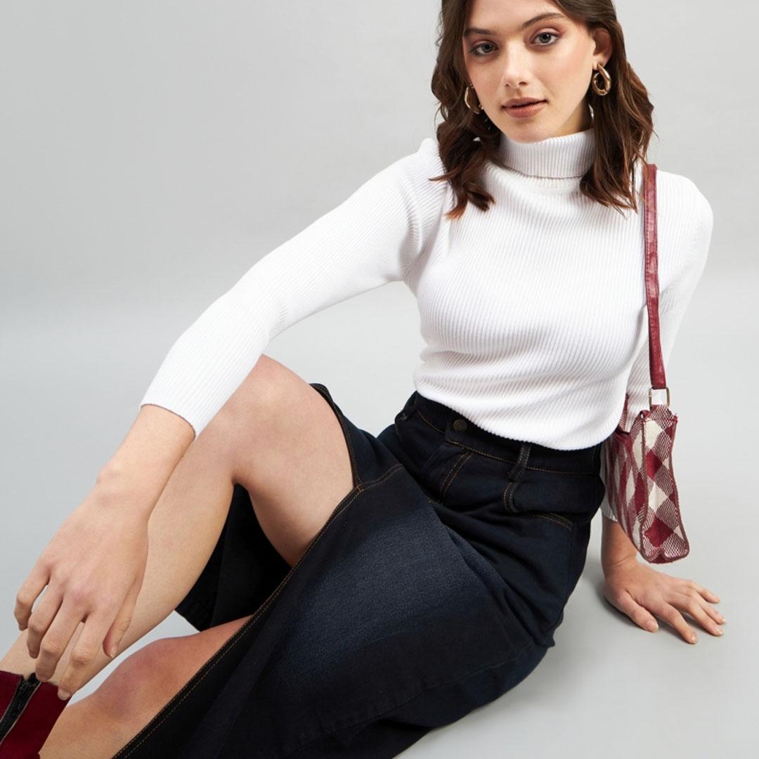 White Ribbed Turtle Neck Cotton Pullover sweater